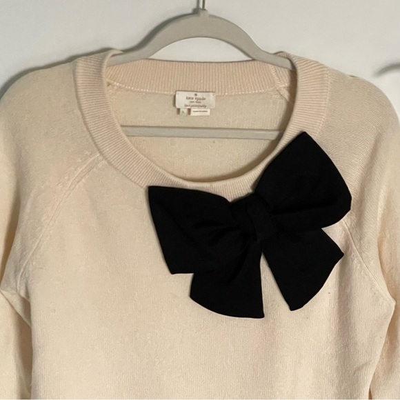 Kate Spade Wool Cream Black Bow Crewneck Sweater - 35608 - Picture 3 of 12
